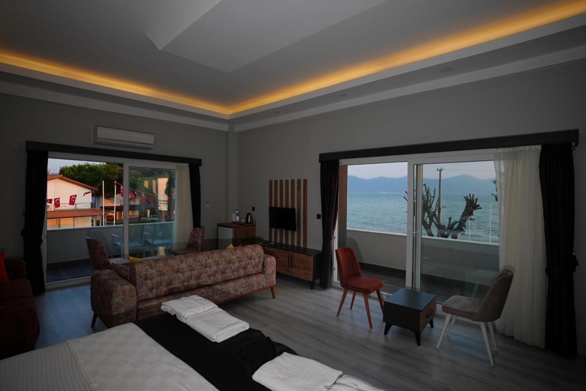 Villa Sevilla Kusadası Kültér fotó